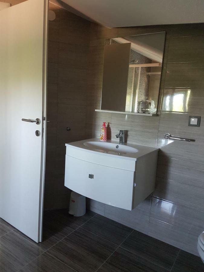 Apartmani Ivkovic Funtana Exterior photo