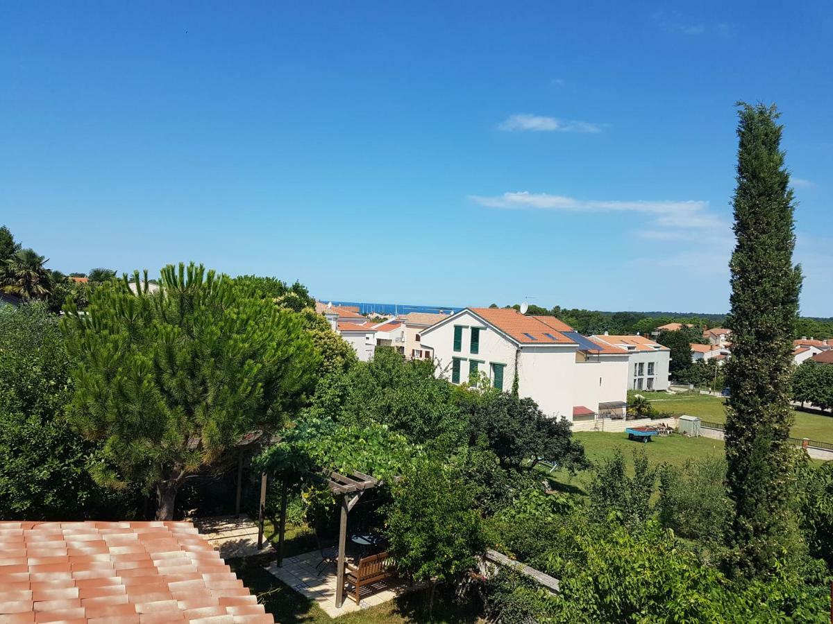 Apartmani Ivkovic Funtana Exterior photo